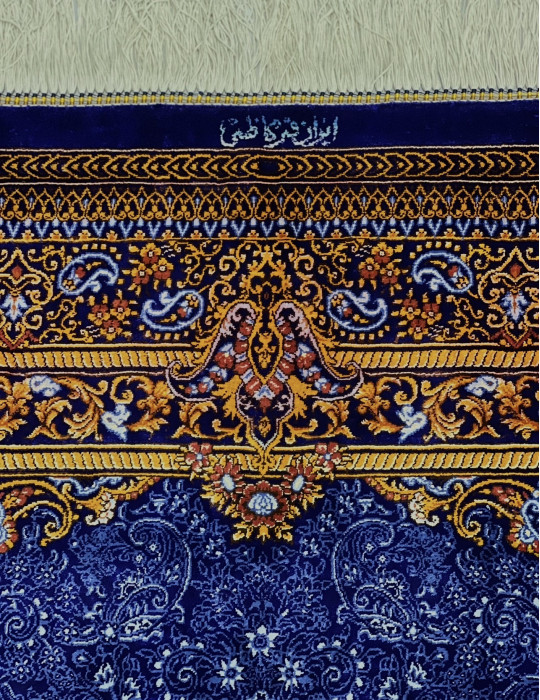 Royal Sapphire Medallion – Grand Qom Silk Masterpiece